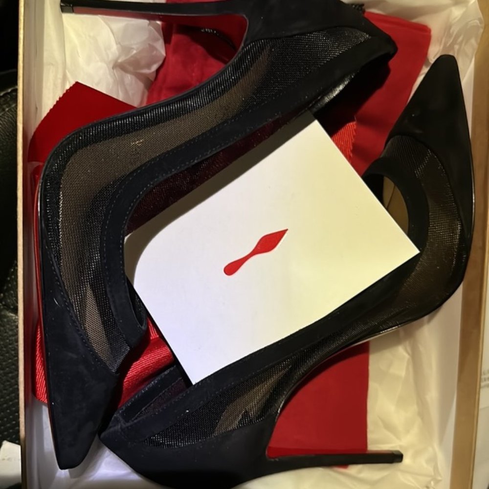 SOLD Christian Louboutin Galativi 100 mm Pumps